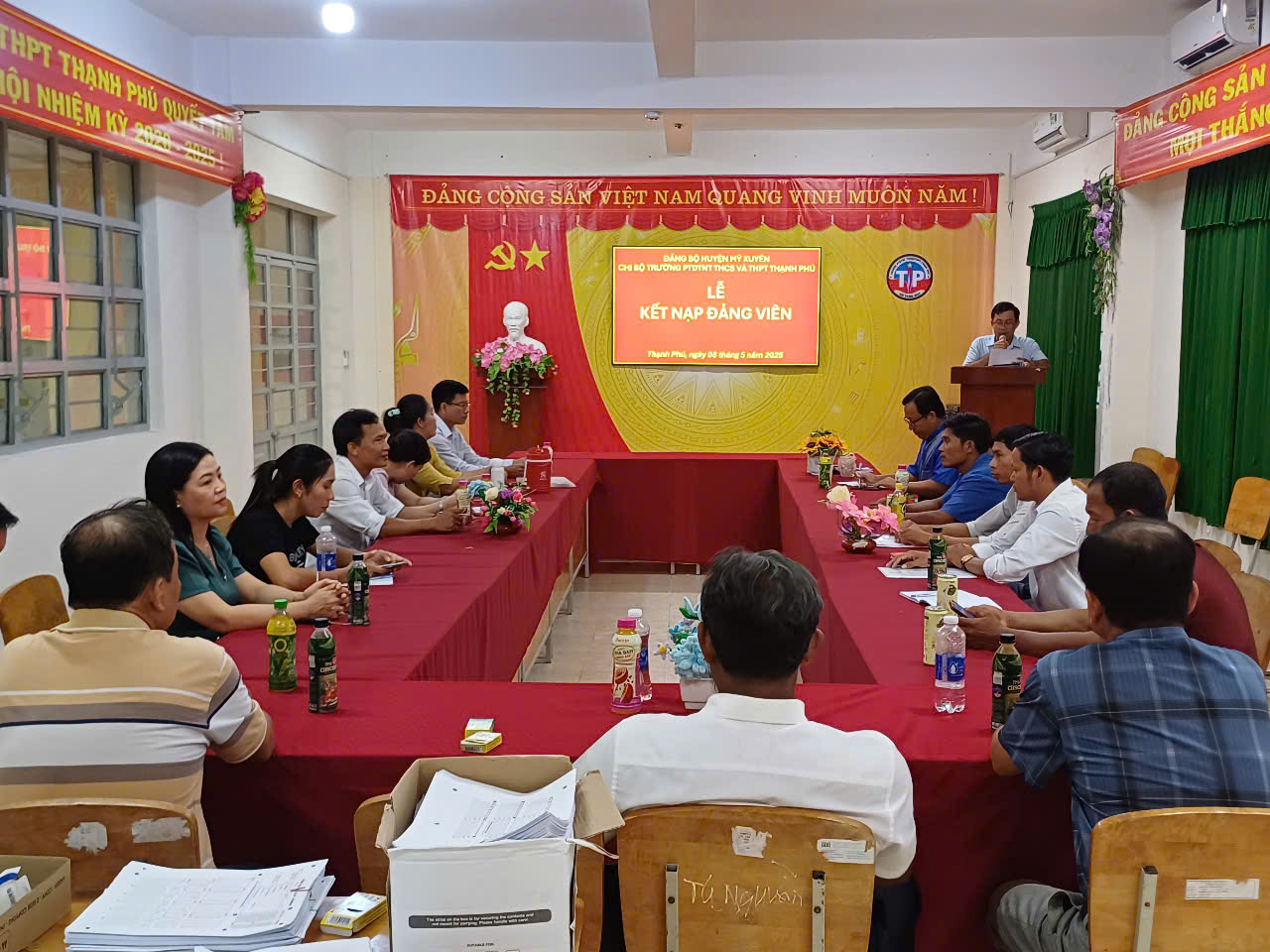 Lễ Kết nạp Đảng viên